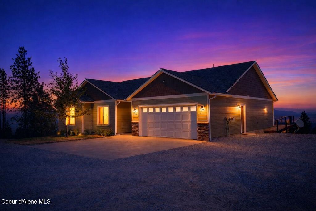 Photo of 13476 Margishward Rd, Post Falls, ID 83854 (MLS # 26-2578)