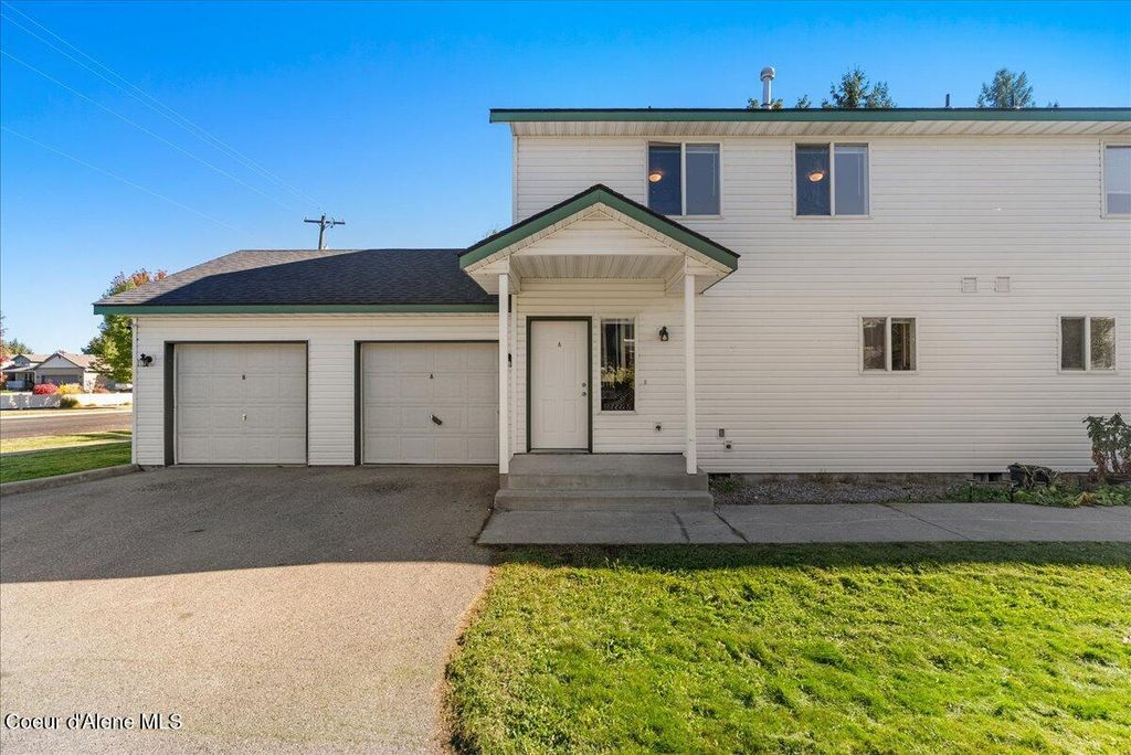 Photo of 3414 12TH Ave, Post Falls, ID 83854 (MLS # 25-10191)