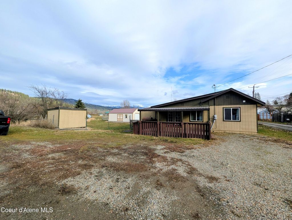 Photo of 217 17th, St. Maries, ID 83861 (MLS # 26-862)