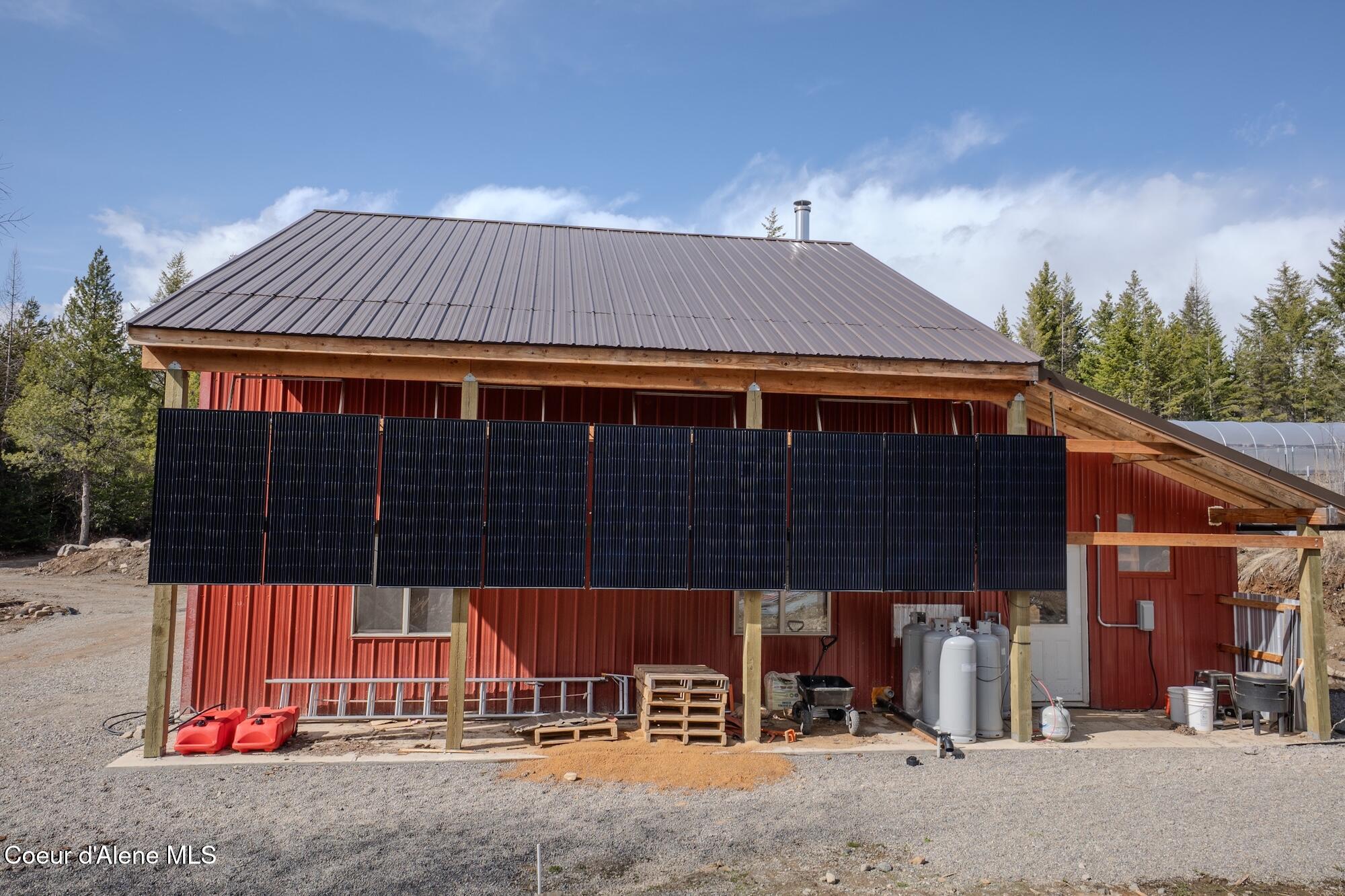 102 Texas Ln, Bonners Ferry, Idaho image 1