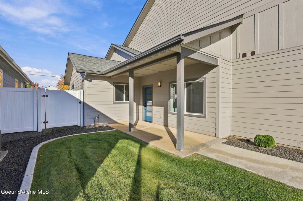 Photo of 7279 Grafton St, Coeur dAlene, ID 83815 (MLS # 26-10096)