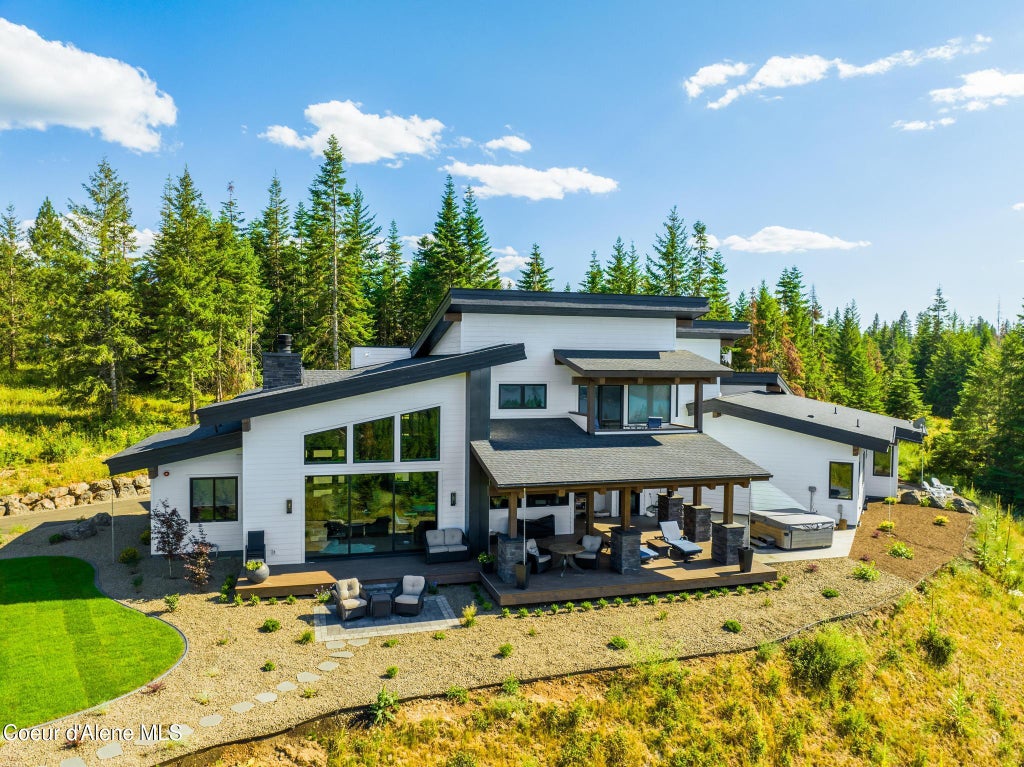Photo of 9203 Kapalua RD, Harrison, ID 83833 (MLS # 26-8887)
