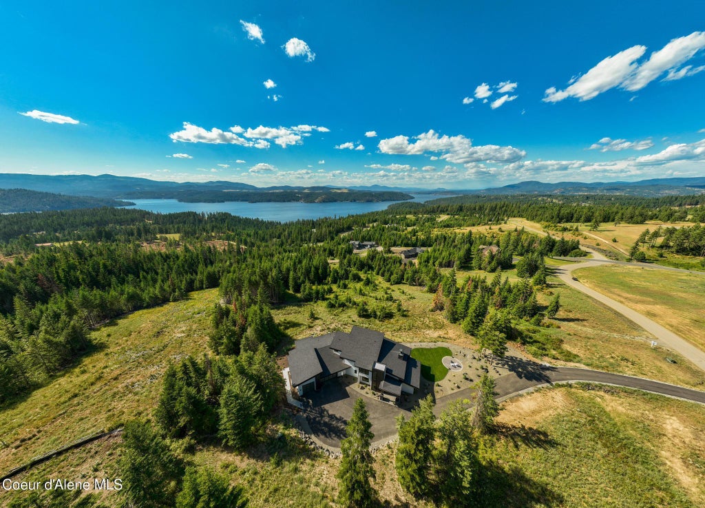 Photo of 9203 Kapalua RD, Harrison, ID 83833 (MLS # 26-8887)