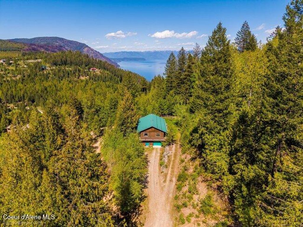 Photo of 407 Spyglass Hill Hill, Careywood, ID 83809 (MLS # 26-4554)