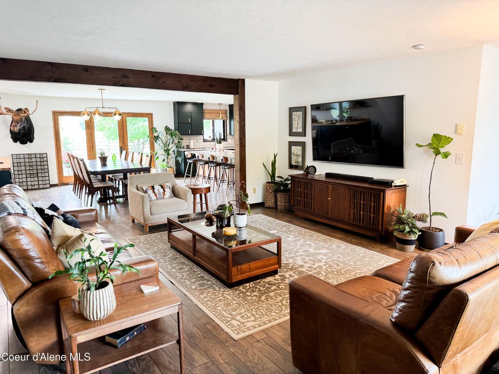 Photo of 9481 Chateaux Dr, Hayden, ID 83835 (MLS # 26-988)