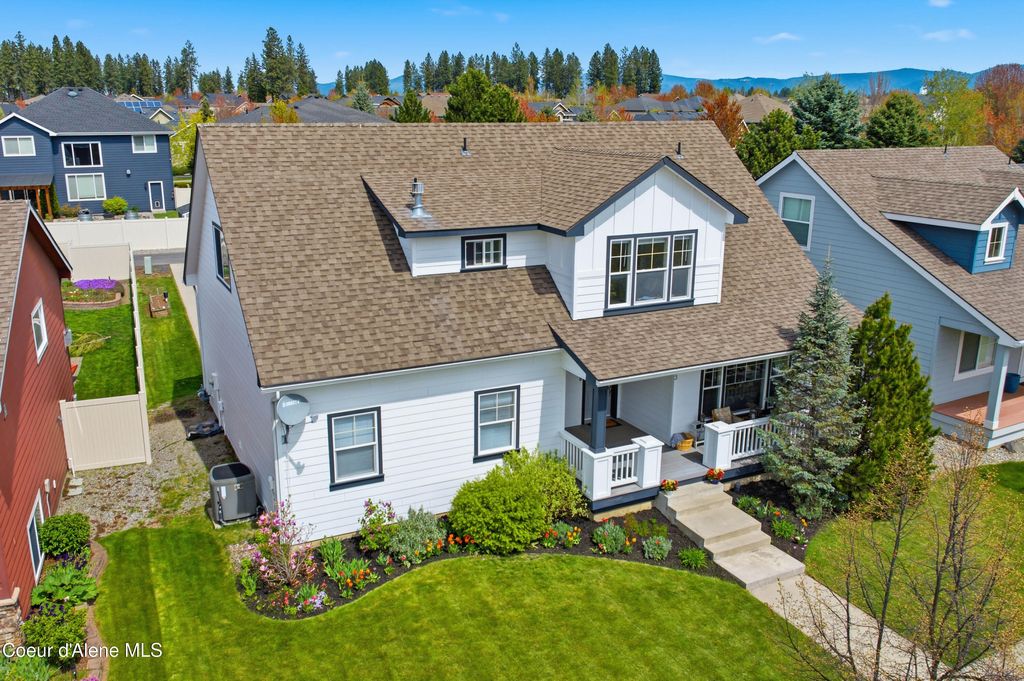 Photo of 2693 Dumont Dr, Coeur dAlene, ID 83815 (MLS # 26-4252)