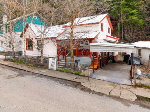 Homes For Sale - 176 King St<br/> Wallace, ID 83873
