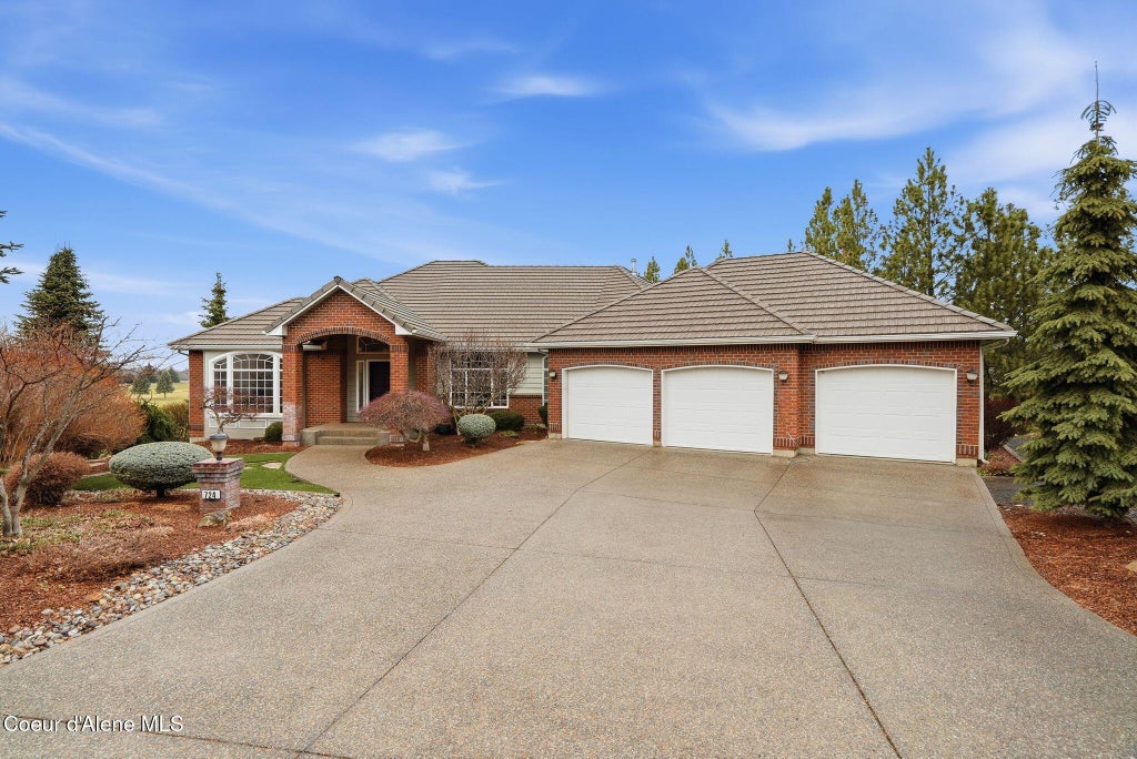 Photo of 724 Lancashire Ln, Liberty Lake, WA 99019 (MLS # 26-8957)