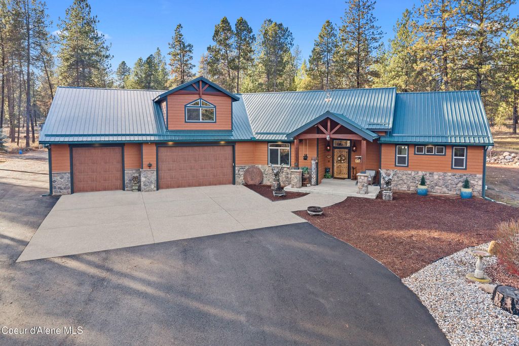 Photo of 28615 Milan, Chattaroy, WA 99003 (MLS # 25-11433)