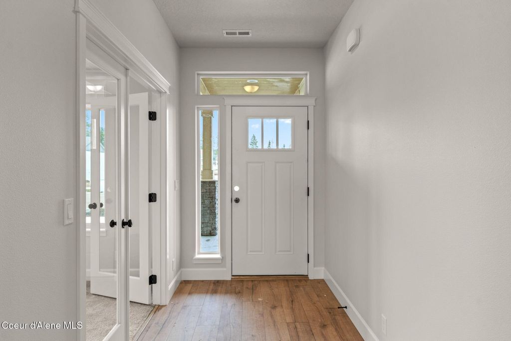 Photo of 8882 CALIFORNIA, Rathdrum, ID 83858 (MLS # 26-1113)