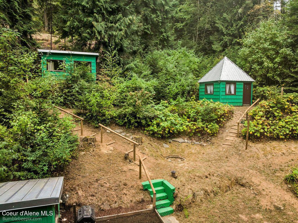 Photo of 11711 Honeymoon Bay Rd, Newman Lake, WA 99025 (MLS # 26-4008)