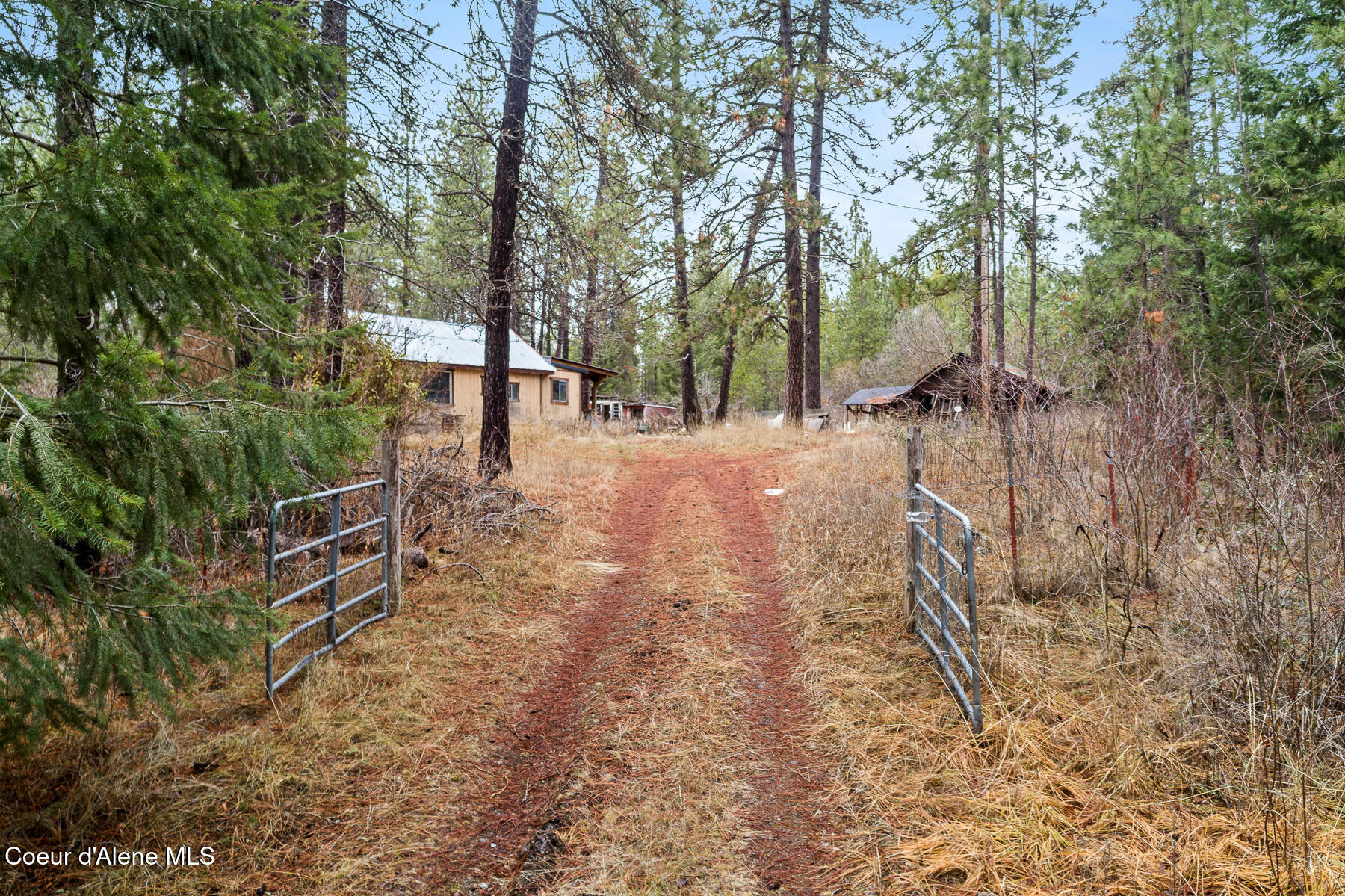 1735 W Seasons Rd, Athol, Idaho image 1