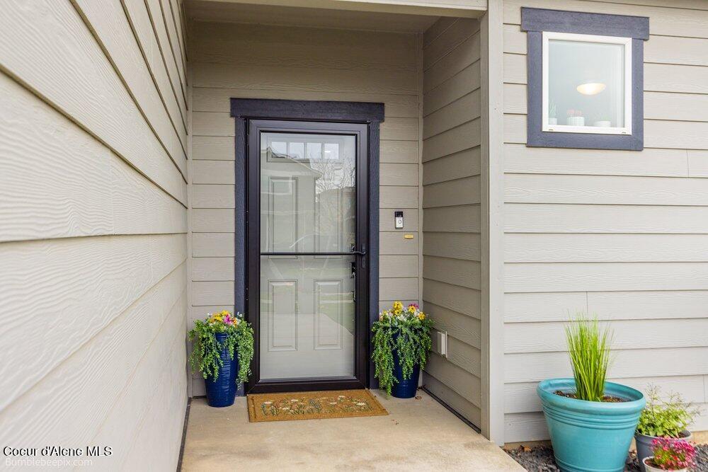 5870 Gumwood