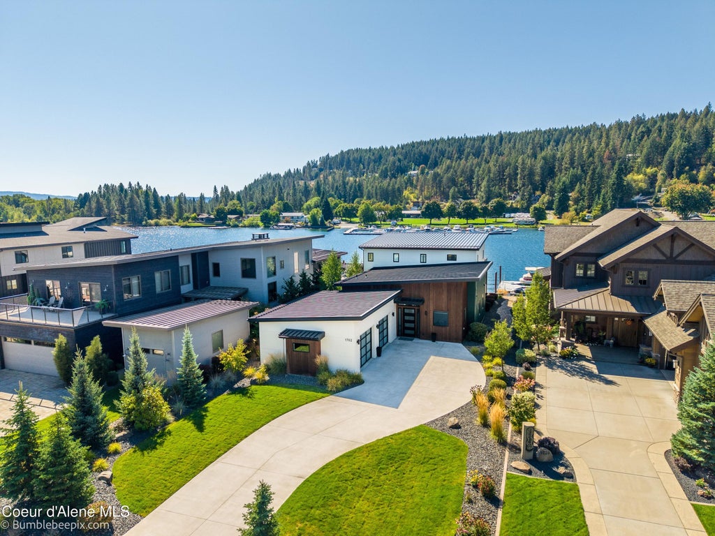 Photo of 1702 Bellerive Ln, Coeur dAlene, ID 83814 (MLS # 26-9706)