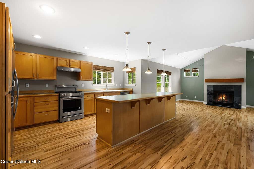 Photo of 2002 Janelle WAY, Sandpoint, ID 83864 (MLS # 26-7994)