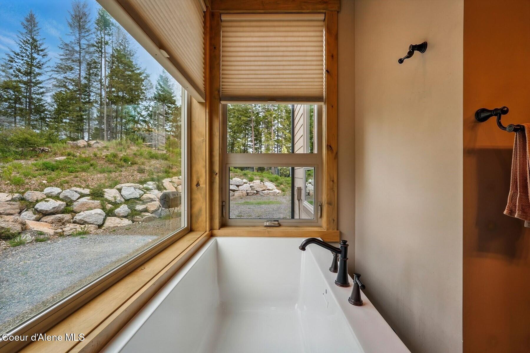 1450 S Wood View, Sandpoint, Alaska image 33