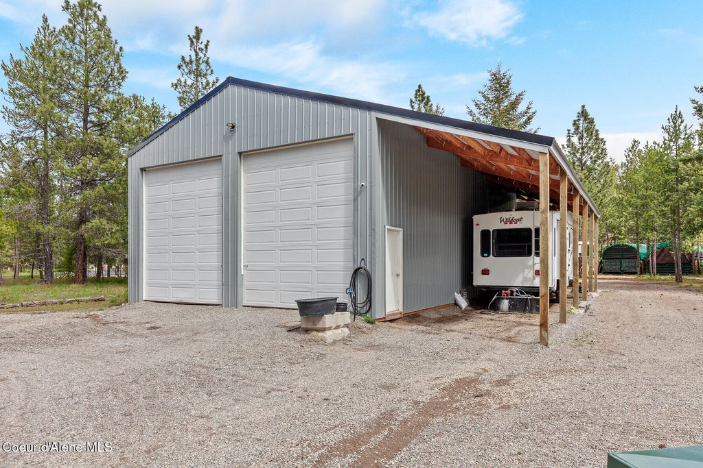 Photo of 299 Cardinal Ln, Spirit Lake, ID 83869 (MLS # 26-3955)