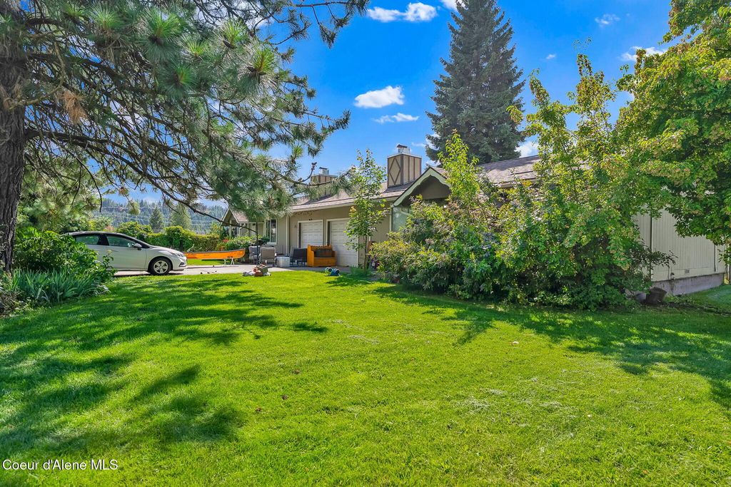 Photo of 2852 FAIRWAY Dr, Coeur dAlene, ID 83815 (MLS # 25-7699)