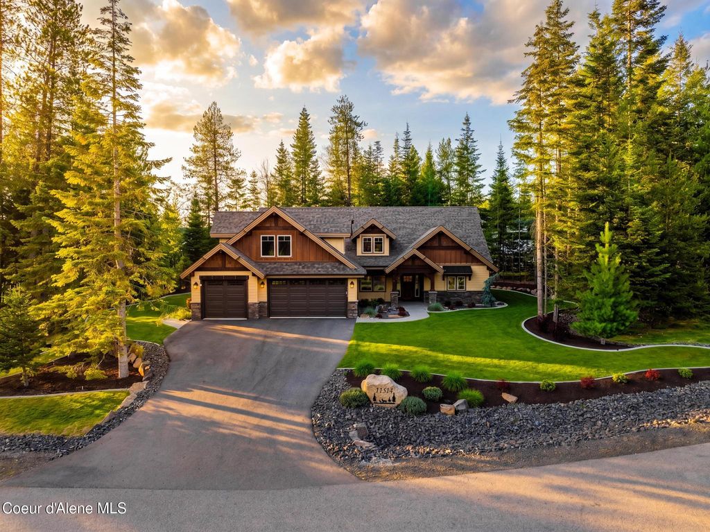 Photo of 11514 BLUE JAY Loop, Hayden, ID 83835 (MLS # 26-4445)
