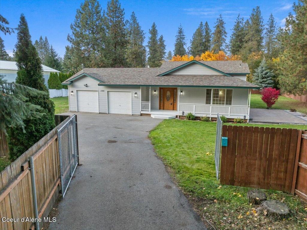 Photo of 1145 Oak Ct, Coeur dAlene, ID 83815 (MLS # 26-314)