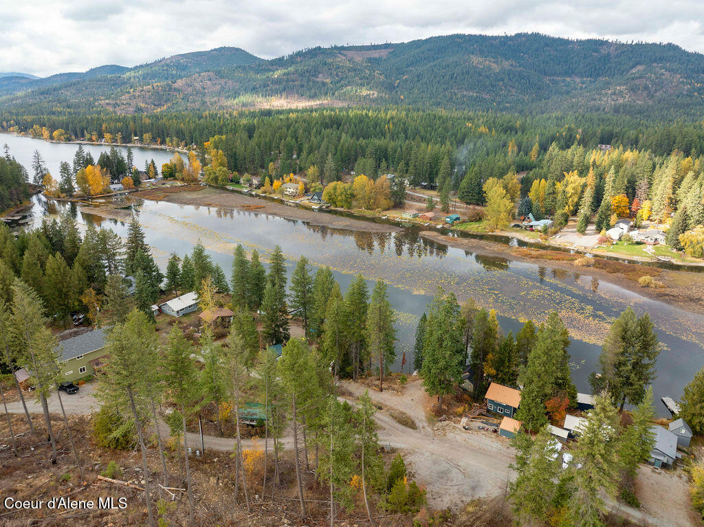 7547 W Channel Ln, Rathdrum, Idaho image 7