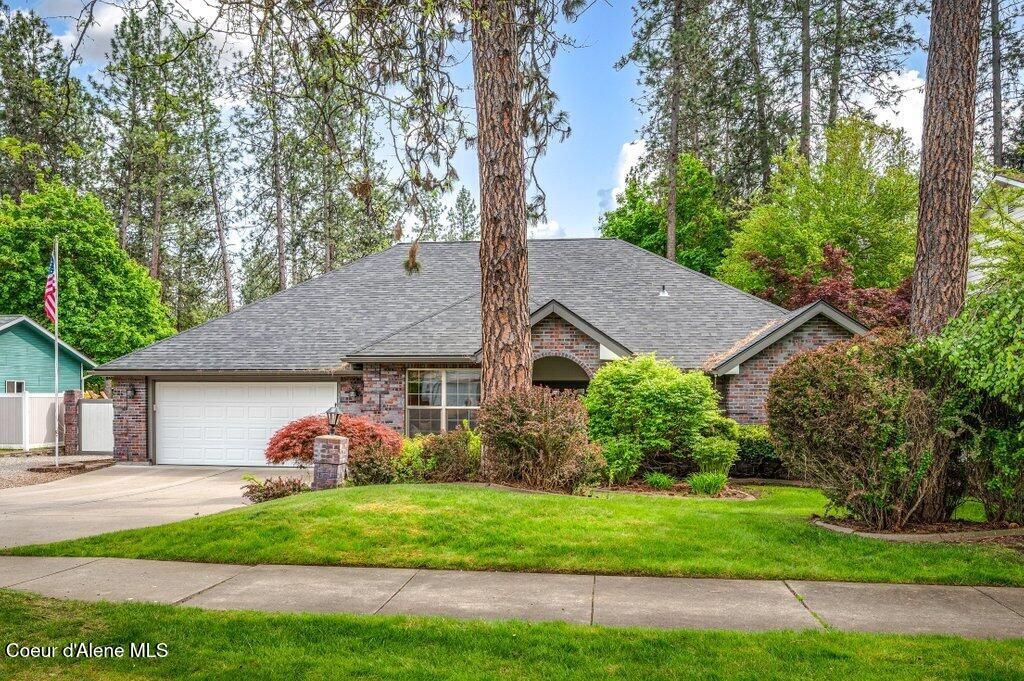 Photo of 2030 HOGAN St, Coeur dAlene, ID 83815 (MLS # 26-4568)