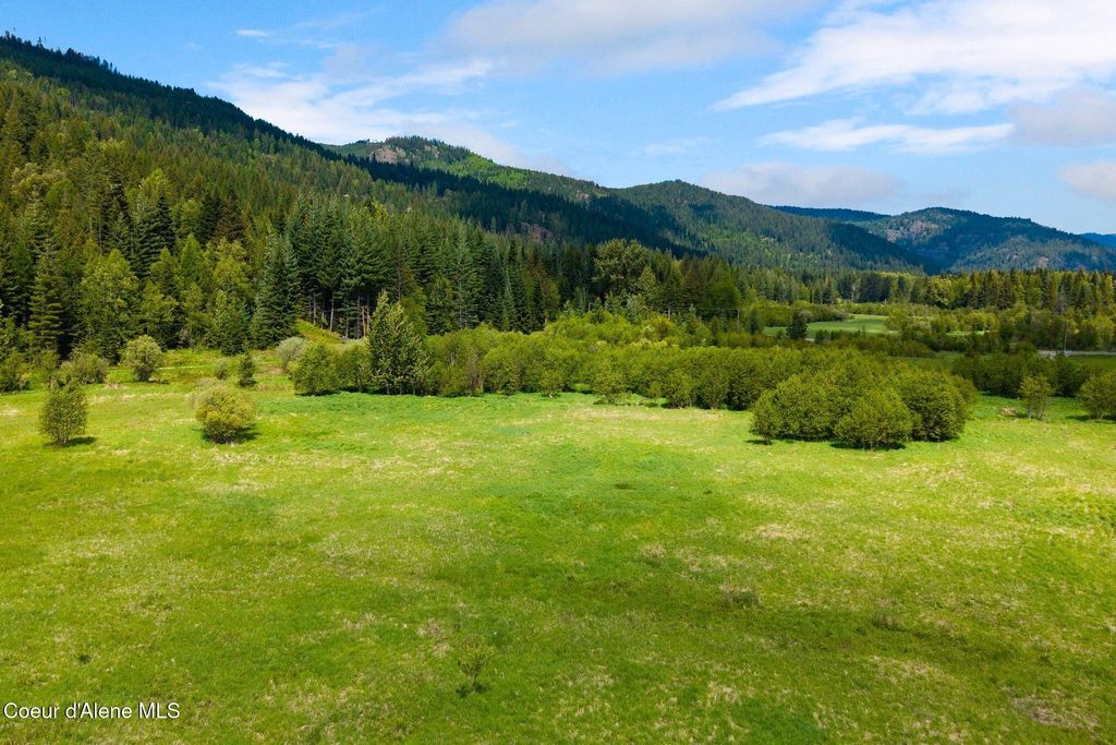 Photo of 129 Littlefield, Sandpoint, ID 83864 (MLS # 26-5345)