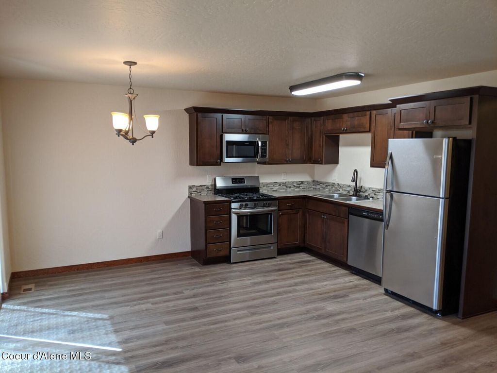 Photo of 1622/1624 E 3rd AVE, Post Falls, ID 83854 (MLS # 24-9926)