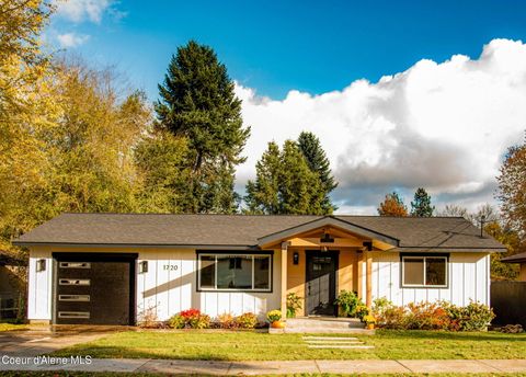 Photo of 1720 8th, Coeur dAlene, ID 83814 (MLS # 26-543)