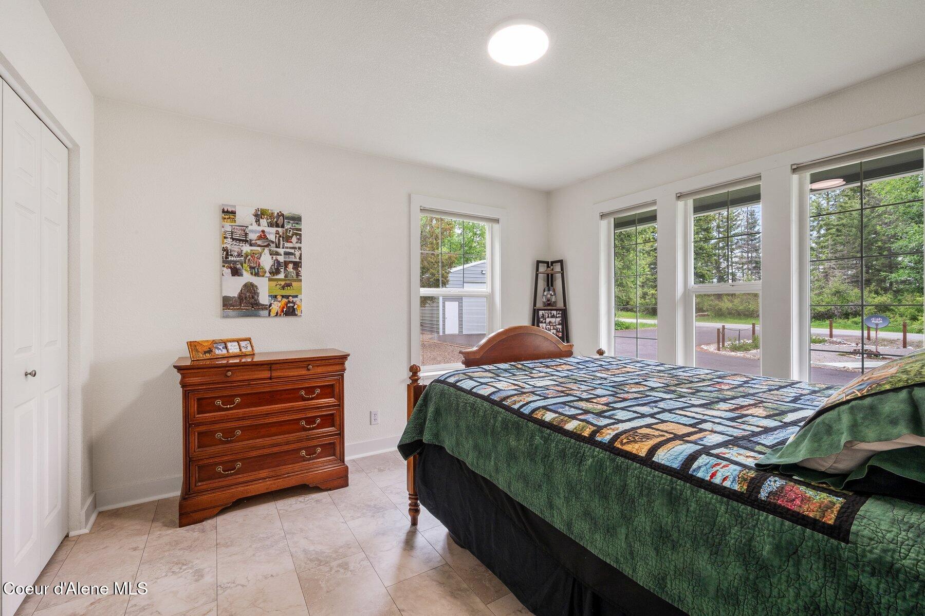 454 Brisboys Rd, Sagle, Alaska image 25