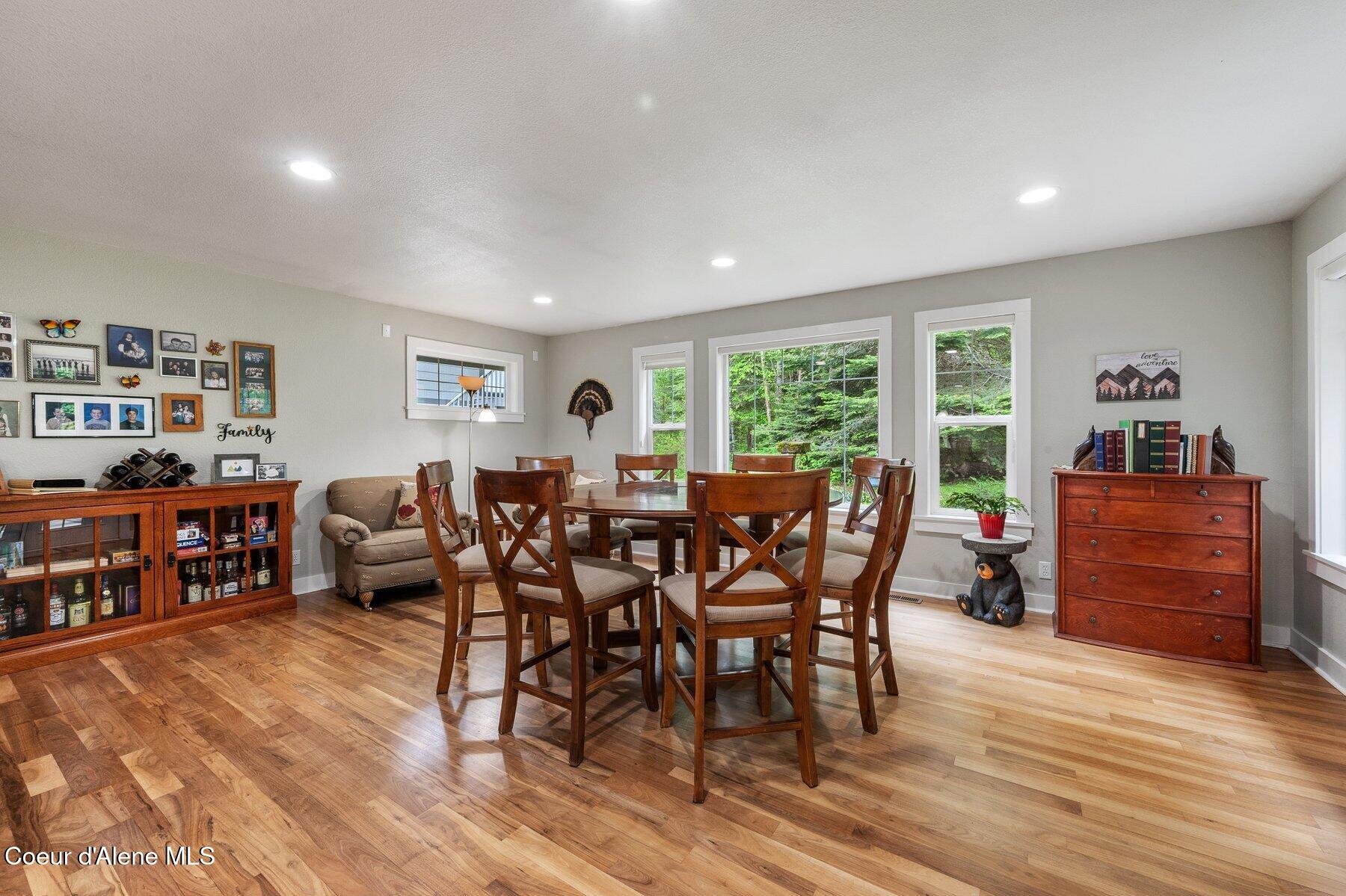 454 Brisboys Rd, Sagle, Alaska image 7