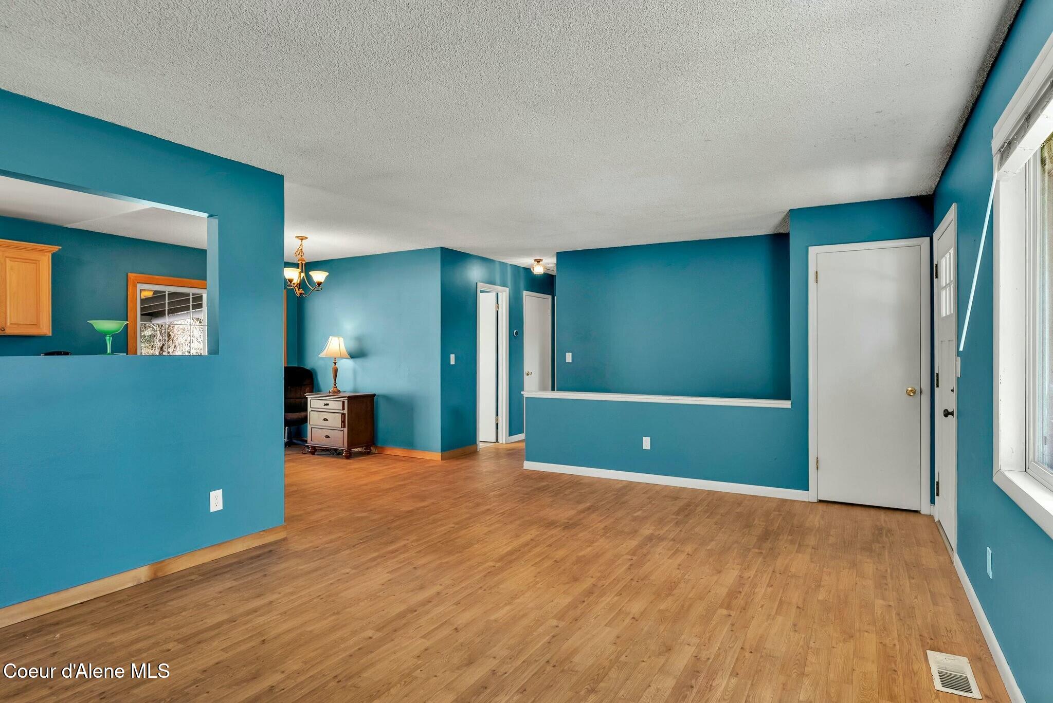 6959 S Fresno Street St, Bonners Ferry, Texas image 9