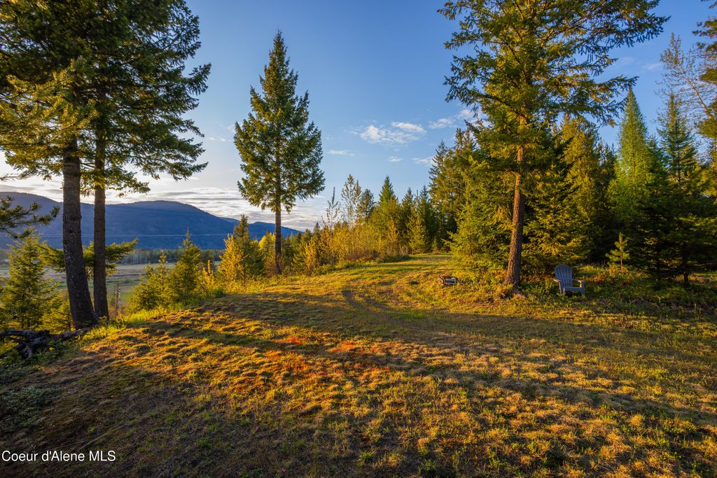 Photo of 1894 Bowen Arrow Rd, Sandpoint, ID 83864 (MLS # 26-4261)