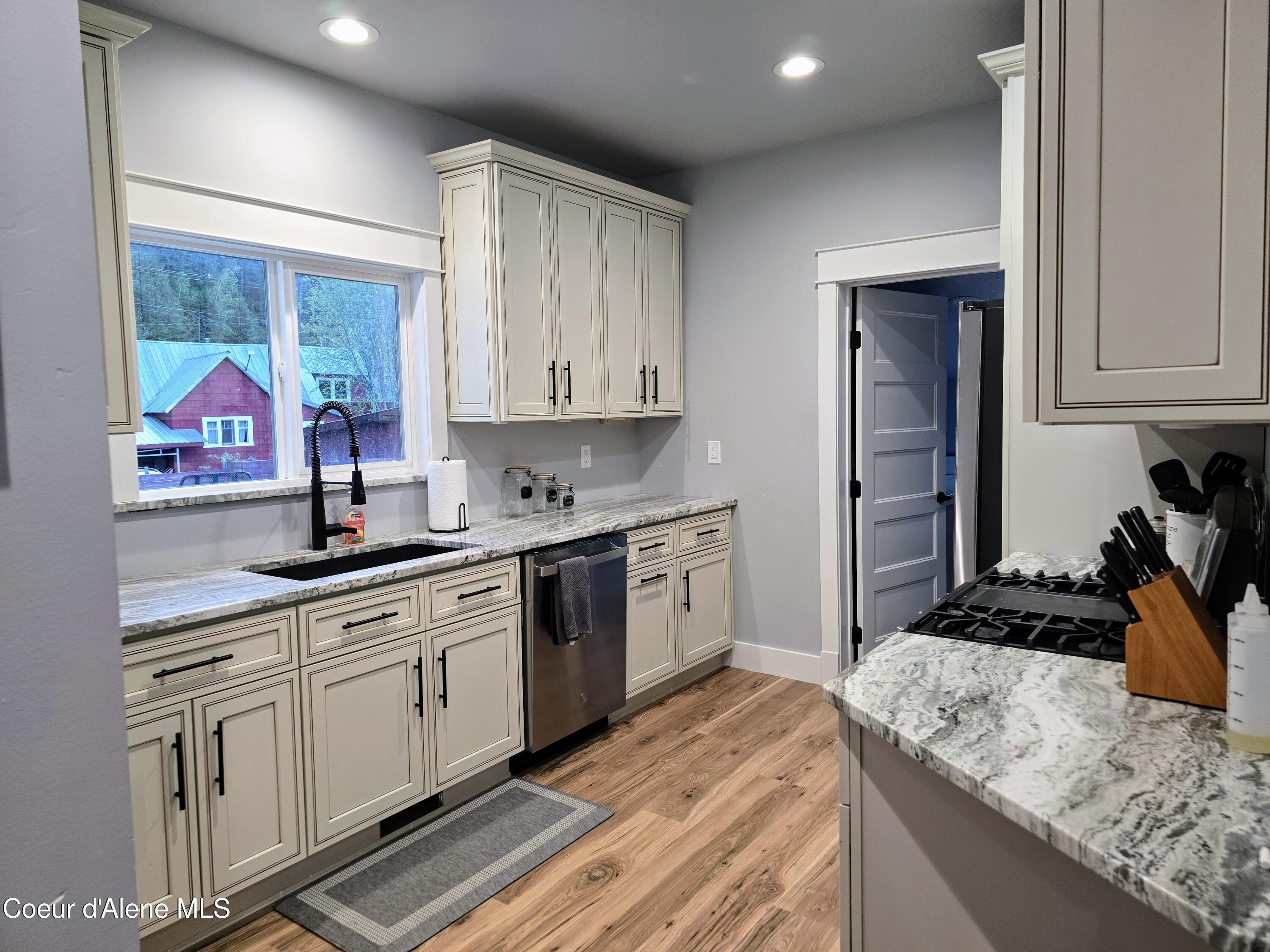 117 River St #V-16B, Wallace, Alaska image 3