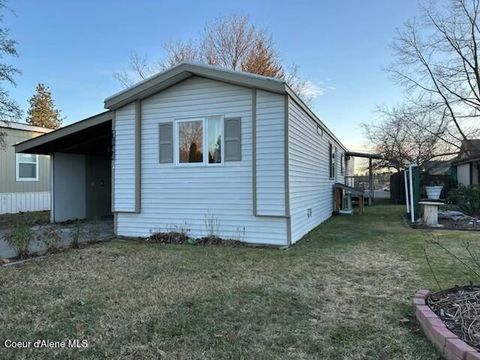Homes For Sale - 1644 Windsor Ave<br/> Coeur d'Alene, ID 83815