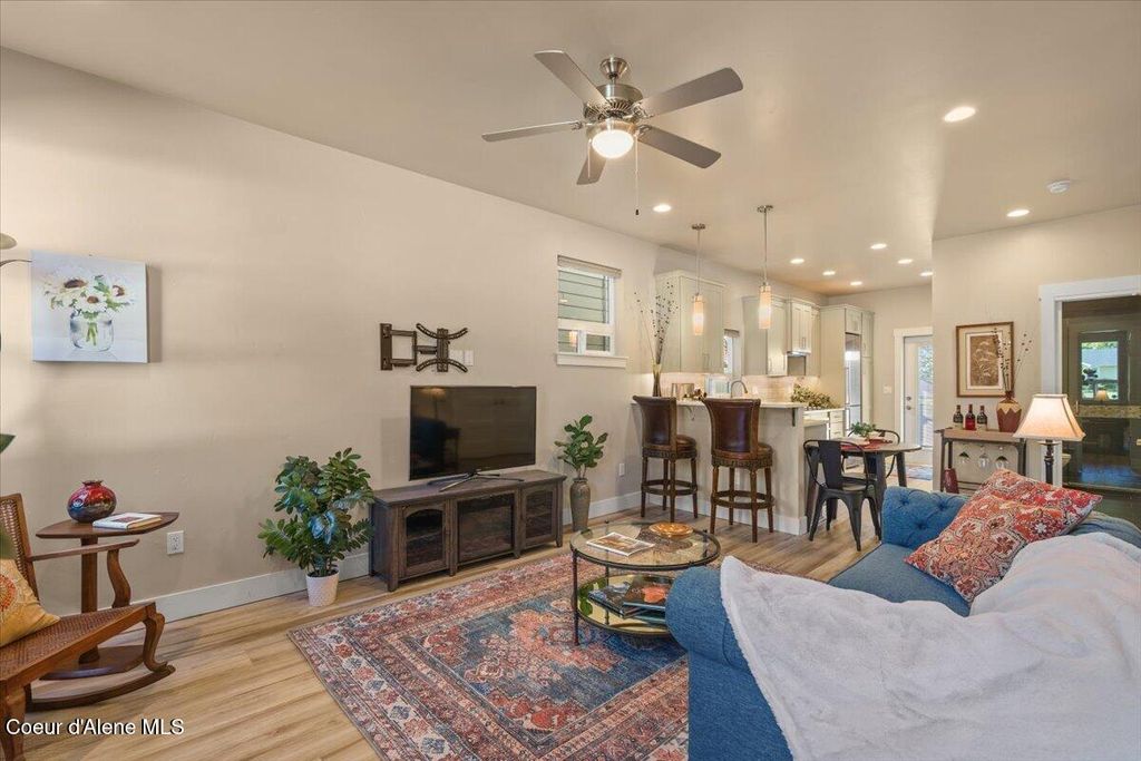 Photo of 1718 Solomon Ct, Coeur dAlene, ID 83814 (MLS # 26-4421)