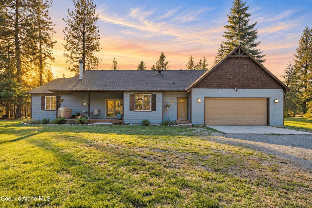 Photo of 19860 Moose Trl, Rathdrum, ID 83858 (MLS # 26-9540)