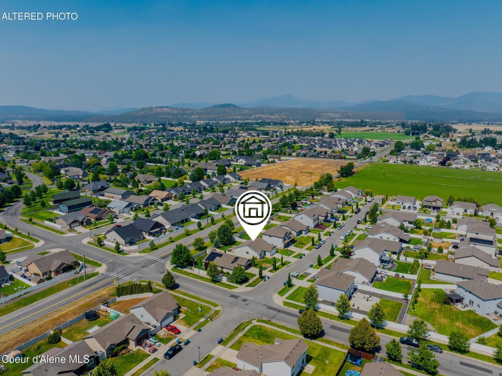 Photo of 3247 Woodford St, Post Falls, ID 83854 (MLS # 26-8110)