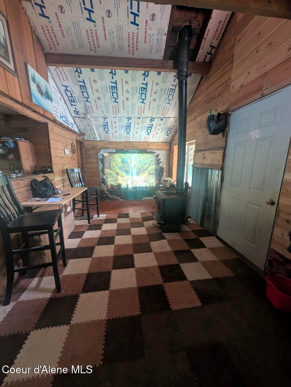 Photo of 1516 Round Mountain Mountain, Bonners Ferry, ID 83805 (MLS # 26-10068)