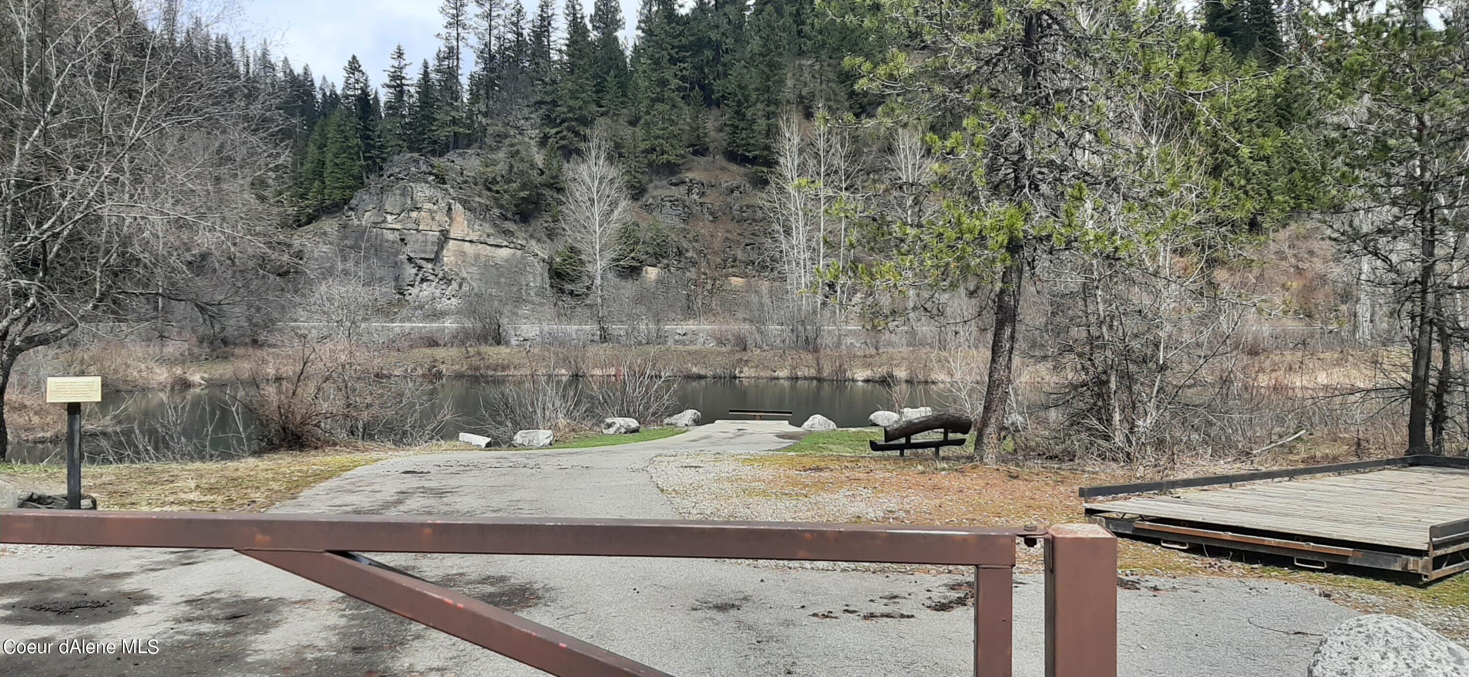 11328 Coeur D Alene River, Kingston, Idaho image 3