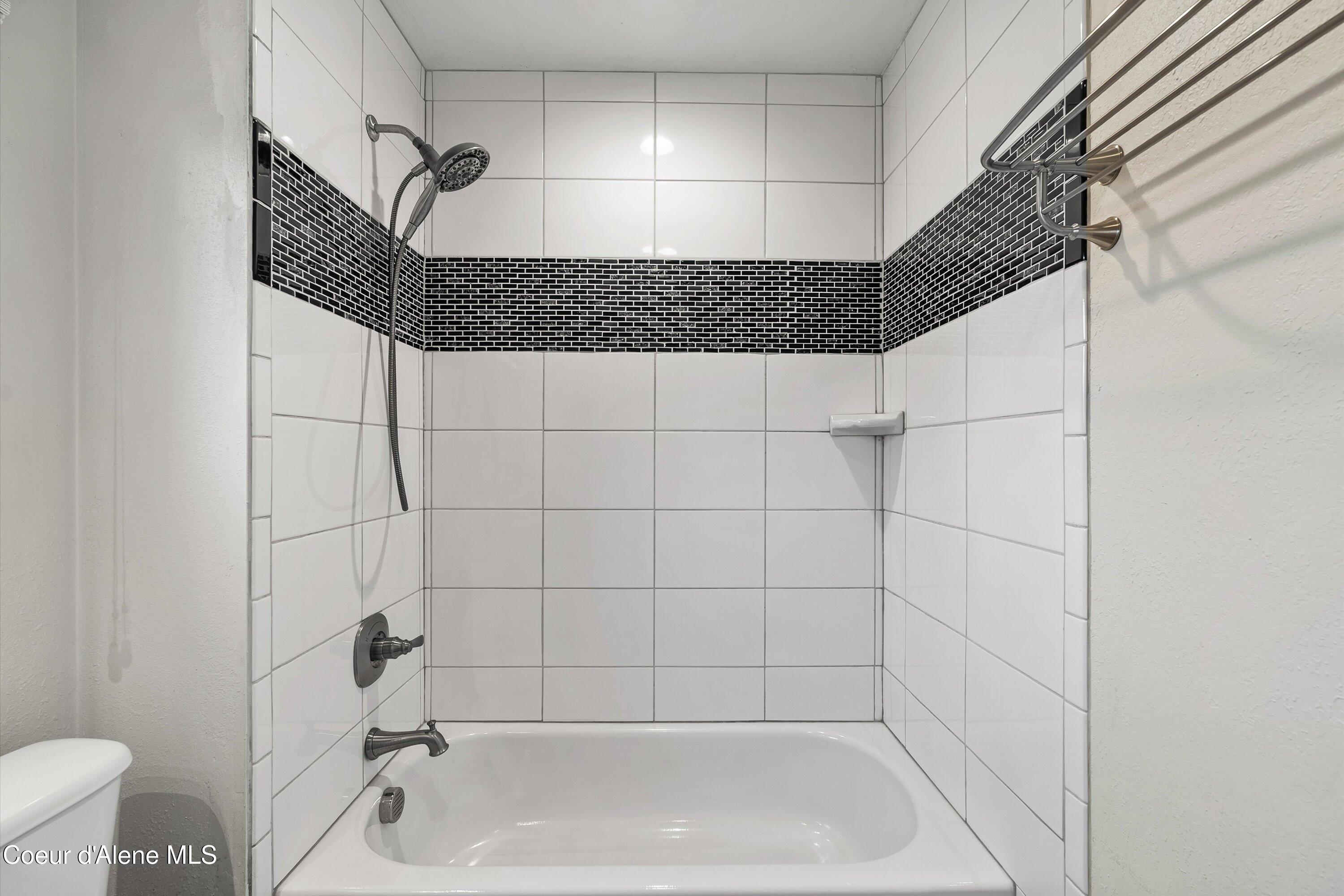 1809 E Boyd Ave, Coeur d'Alene, Alaska image 41