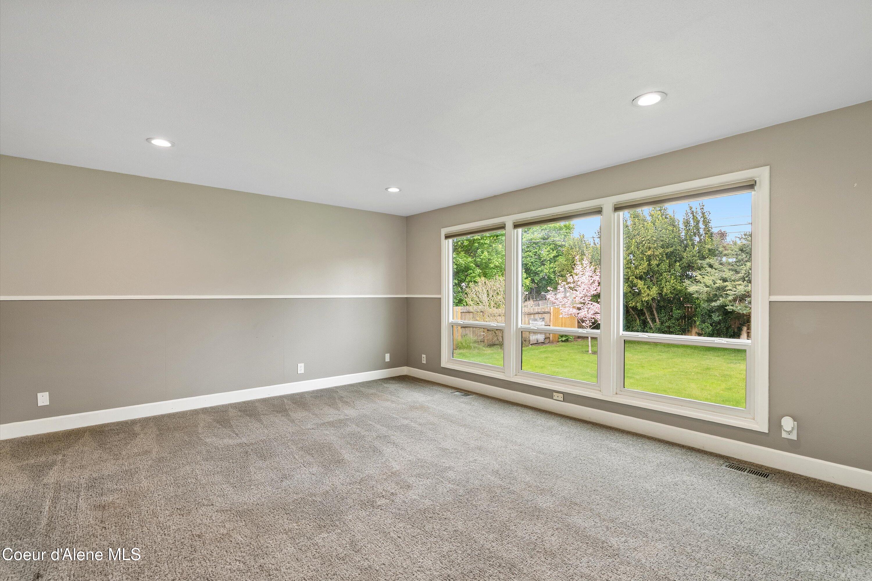 1809 E Boyd Ave, Coeur d'Alene, Alaska image 23