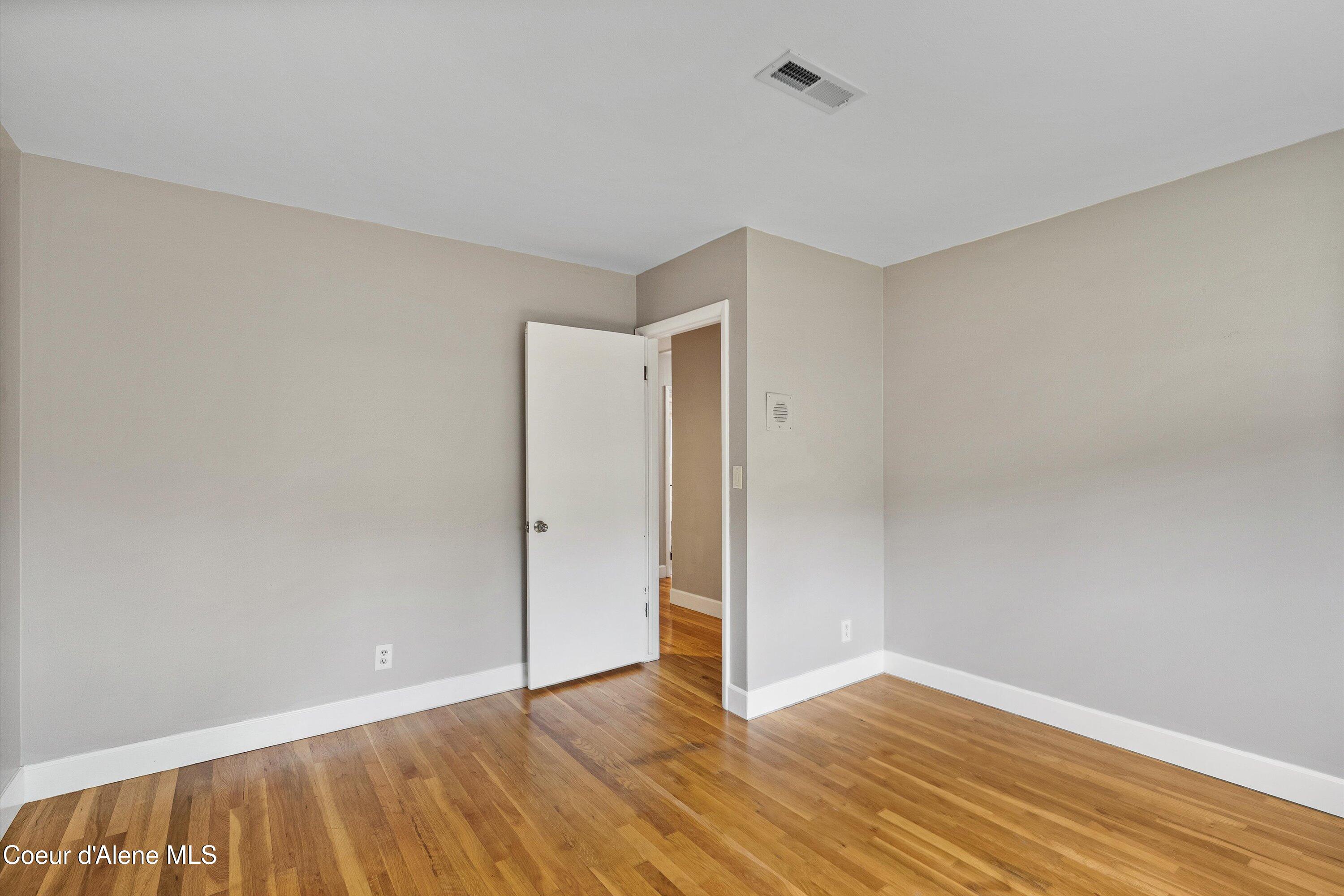 1809 E Boyd Ave, Coeur d'Alene, Alaska image 39