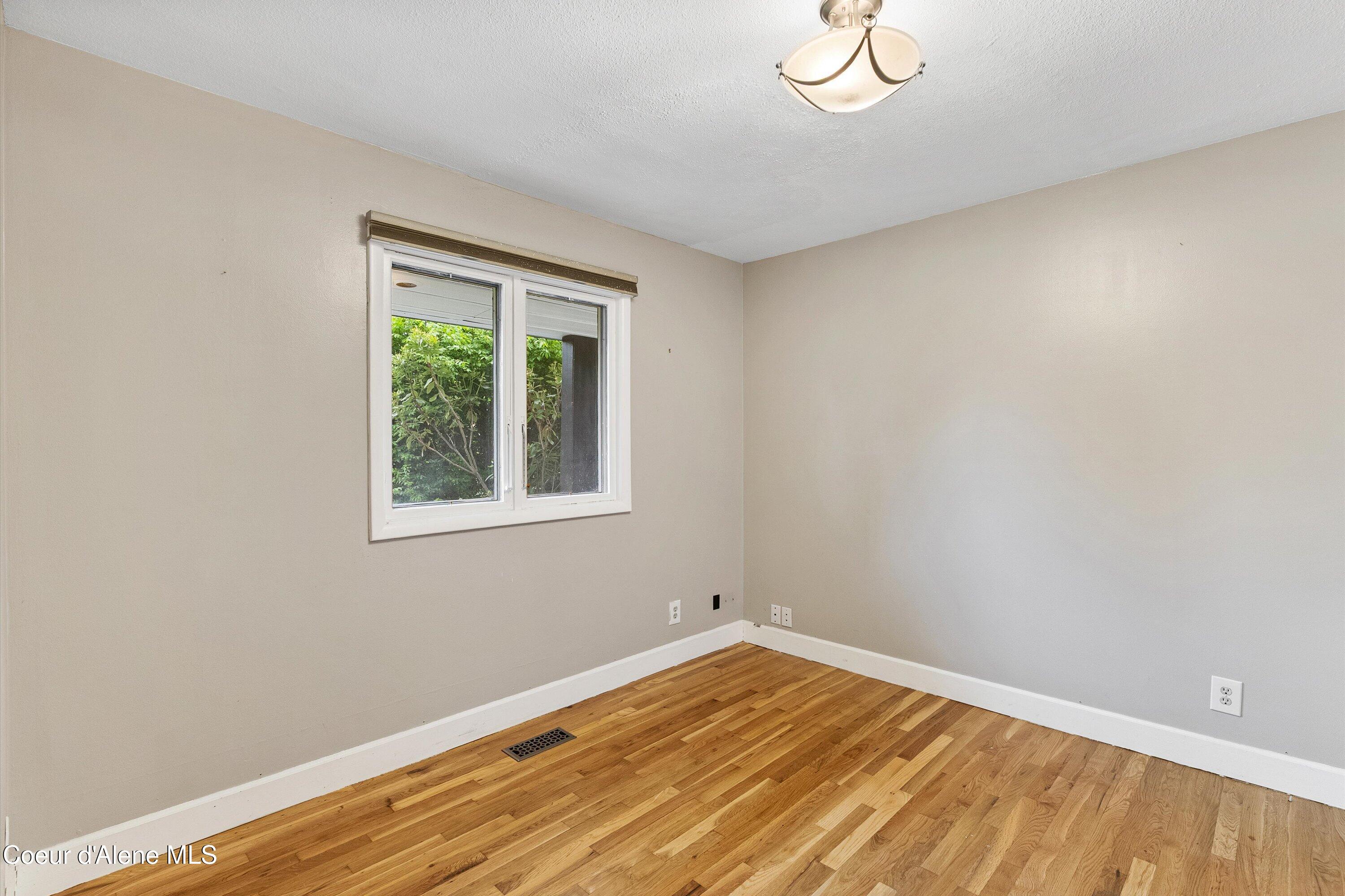 1809 E Boyd Ave, Coeur d'Alene, Alaska image 25