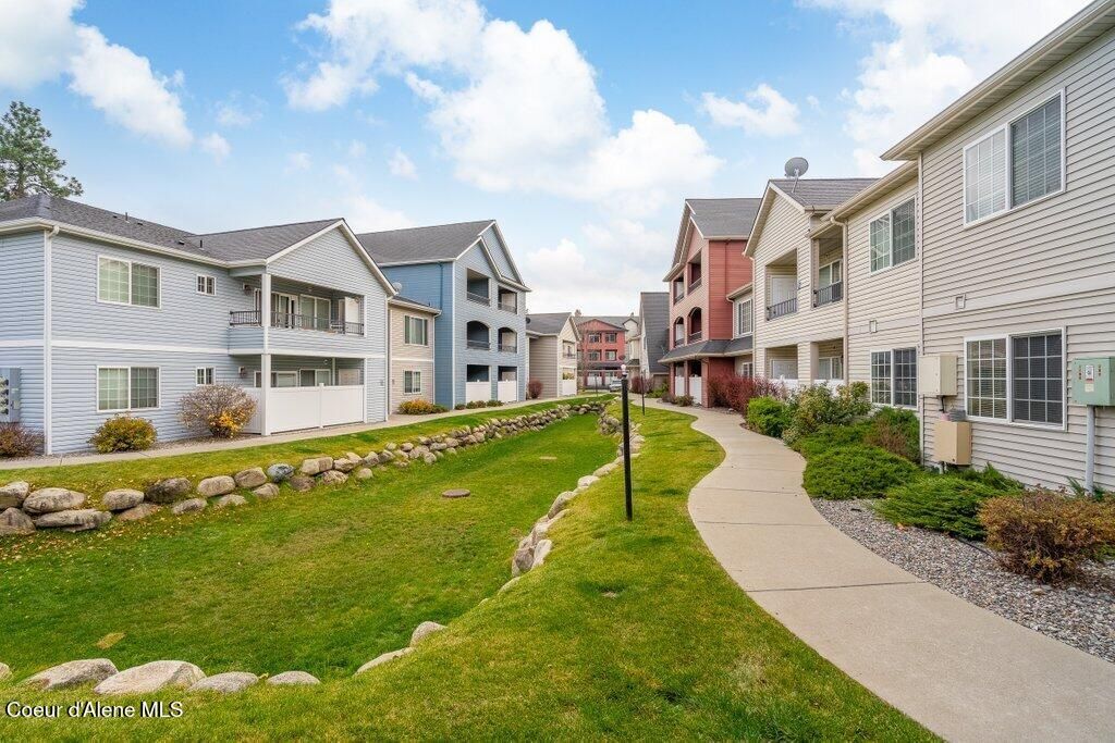 Photo of 352 PROMENADE #103, Post Falls, ID 83854 (MLS # 25-11666)