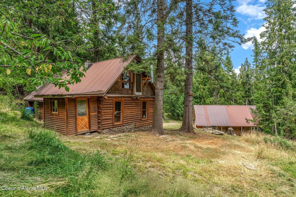 Photo of 2955 Cabin Ridge Rd, Spirit Lake, ID 83869 (MLS # 25-7544)