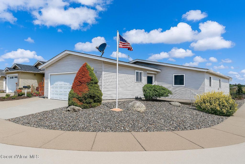 Photo of 8473 Rushmore St, Rathdrum, ID 83858 (MLS # 25-10242)