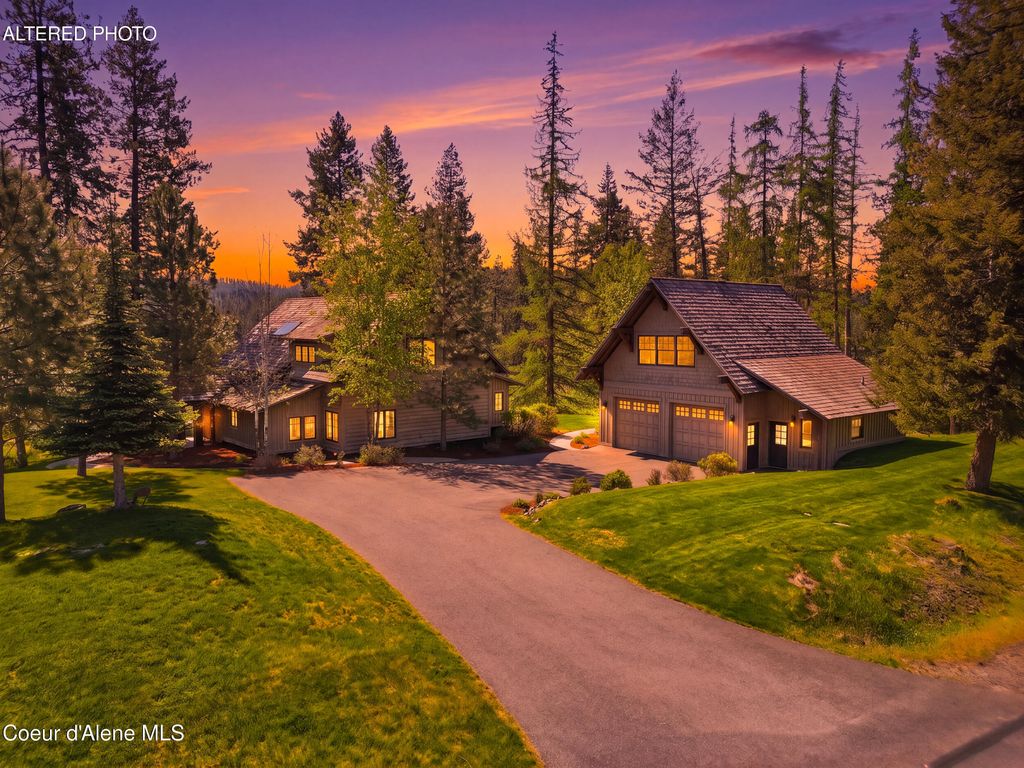 Photo of 6492 Old Barn RD, Harrison, ID 83833 (MLS # 26-5214)