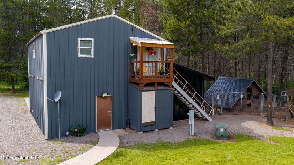Photo of 7777 Kelso Lake Lake, Priest River, ID 83856 (MLS # 26-5787)