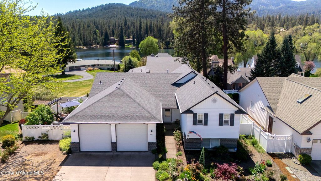 Photo of 602 Kokanee Dr, Post Falls, ID 83854 (MLS # 26-4633)